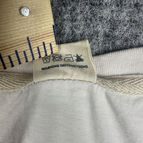 Pulp Fiction Tee with Retro Game Design - Picture 4 of 12